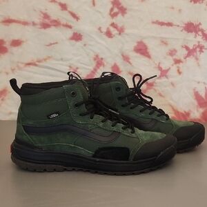 Vans UltraRange EXO MTE Women's/Men's MV Green and Black High-Top Sneakers NWOT